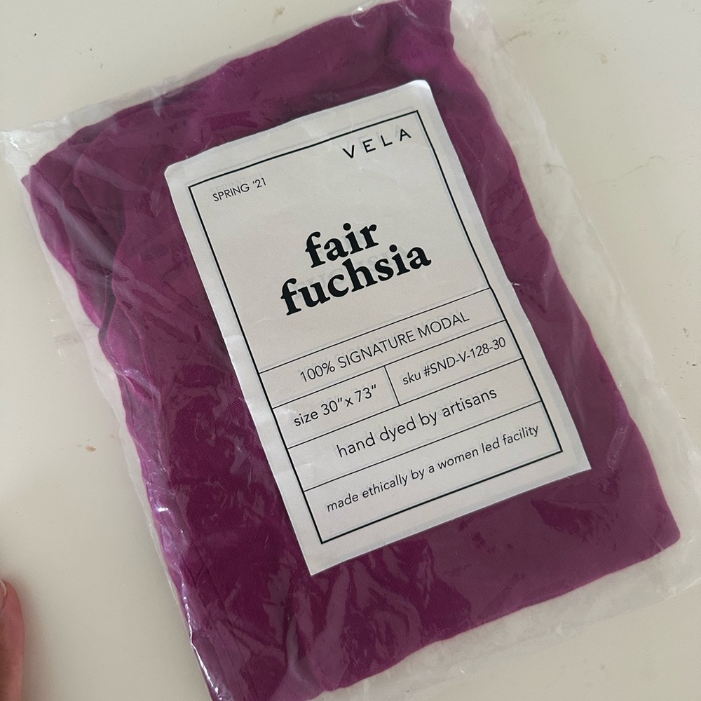 Vela fushia hijab